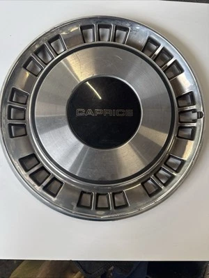Одинарный колпак колеса 15 дюймов 1986 - 1987 Chevy Caprice - Изображение 1 из 3