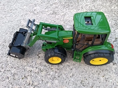 Trattore Giocattolo John Deere 6920 con Benna 2052 - Immagine 1 di 4
