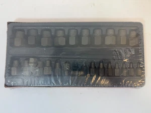 NUEVO Juego de Extractor de Tornillos Multispline Snap On REX25c 25 piezas NUEVO SELLADO - Imagen 1 de 7