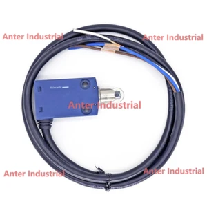 1PC New Schneider XCMD2103L1 travel limit switch #AT - Picture 1 of 2