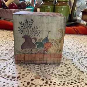 Hand painted Roberta Ross distressed primitive cornucopia wood block 3 1/4" - Picture 1 of 7