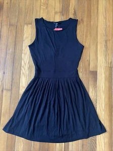 NWT TART Evereve Anthropologie Elliot Black Sleeveless Open Back Pleated Dress M - Picture 1 of 8