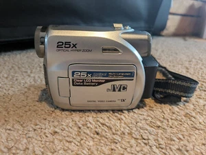 JVC GR-D320E Camcorder / Digital Video Camera with Charger - Untested - Picture 1 of 8
