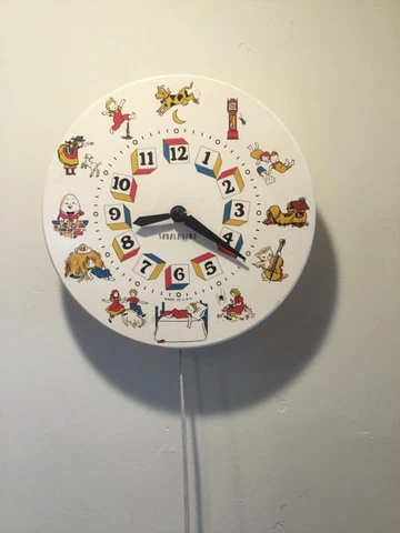 Vintage Toddle Time Nursery Rhyme Children’s Electric Wall Clock Working 1950s Cover