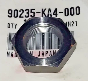 TUERCA BUJE EMBRAGUE HONDA TRX 400EX, 400X, 450R, 450ER, TRX700XX, 700XX 90235-KA4-000 - Imagen 1 de 2