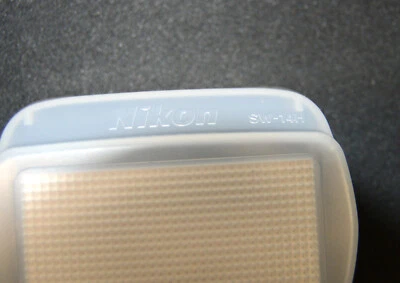 Genuine Nikon Diffusion Dome SW-14H for SB-700 Speedlight Flash - Image 1 of 3
