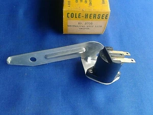 1959 Oldsmobile Cole-Hersee Stop Light Switch # 8706 Ref 1998681 w/ Power Brakes - Imagen 1 de 3