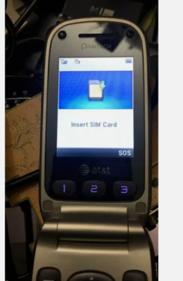 Pantech P2030 Breeze III 3 Cellular Flip Phone (AT&T) - Gray - ASIS #1187 - Image 1 of 2