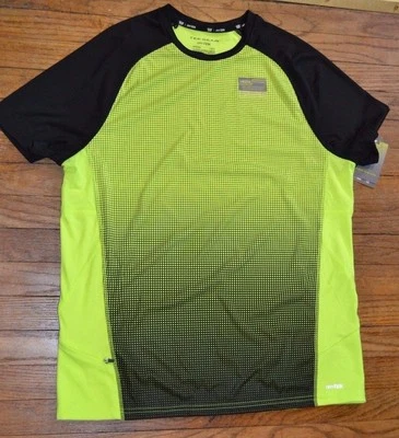 Camiseta de entrenamiento Tek Gear Performance manga corta Drytek para hombre con bolsillo multimedia Foto 1 de 3