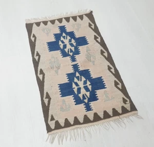pastel color small kilim rug , handwoven decorative accent piece 1.8x3 Feet - Picture 1 of 9