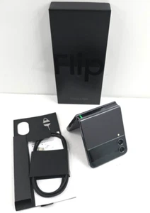 Samsung Galaxy Z Flip4 5G (SM-F721B) 8GB RAM 256GB Graphite - Picture 1 of 17