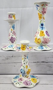Blocco Pereiras, vaso dipinto a mano e due candelabri, 'Fransesca', vintage - Foto 1 di 9
