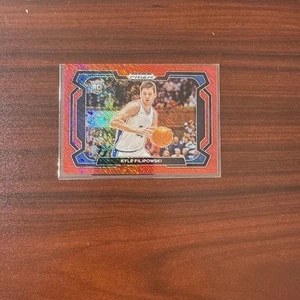 2024-25 Prizm DP Kyle Filipowski Red Shimmer FOTL Prizm Rookie 4/9 Variation #28 - Picture 1 of 3