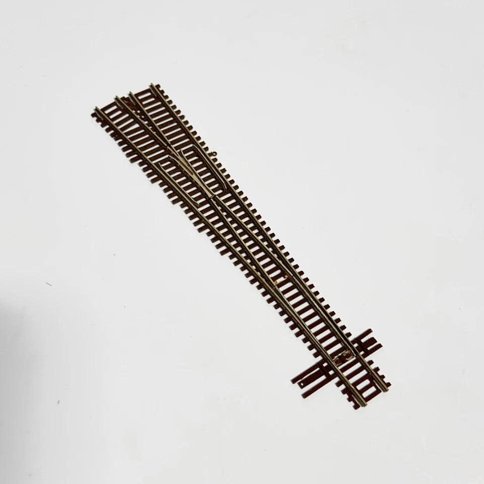 Atlas N Code 55 #7 Model 2052 Left Hand Turnout Nickel Silver Rail Brown Ties - Image 1 of 1