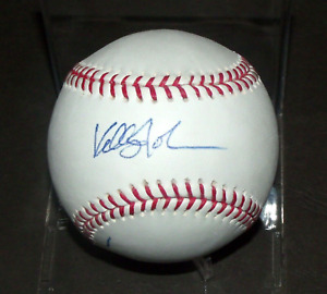 Kelly Johnson Official Major League Autographed Baseball  #H156
