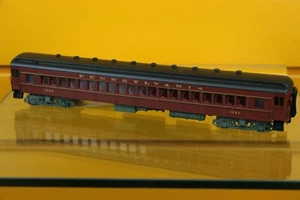 Bachmann Spectrum 89302 Coach Pennsylvania RR # 1703 - Picture 1 of 3