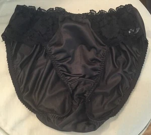 Vintage 80s Black Semi Sheer Nylon Chantilly Lace Insets Bikini Panties Med 6 - Picture 1 of 8