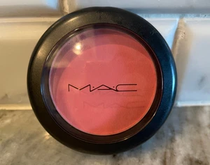 MAC Powder Blush FLEUR POWER Satin 0.21 oz New Without Box - Picture 1 of 3