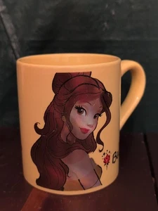 Tazza/tazza caffè Disney Princess Belle opera d'arte in lamina gialla HA 2 CHIPS FONDO - Foto 1 di 24