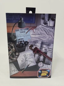 Figura NECA Doc Brown Ultimate Regreso al Futuro 35 Aniversario Nueva - Imagen 1 de 6