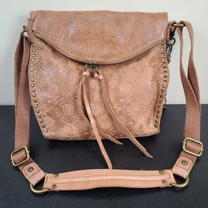 Bolso Bandolera The Sak Cuero Silverlake Repujado Marrón Floral Correa Ajustable - Imagen 1 de 24
