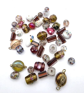 Envoltura de alambre de murano moteado checo hexagonal surtido cuentas de vidrio lote suelto de 47 hágalo usted mismo - Imagen 1 de 7