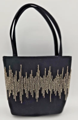 Bloomingdale's Mini Handbag Purse Beaded Design front Silky fabric Black Foto 1 de 4