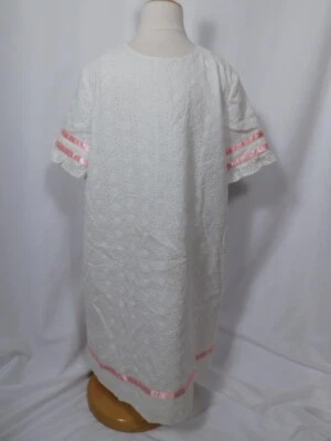 Vestido BROOKS BROTHERS POLAR Niñas Blanco Ojales Rosa Borde Manga Corta Talla 10 Foto 1 de 4