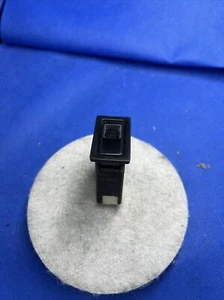TOYOTA T100 PICKUP TRUCK 4RUNNER TACOMA CLUTCH SAFETY CANCEL SWITCH OEM USED - Picture 1 of 5