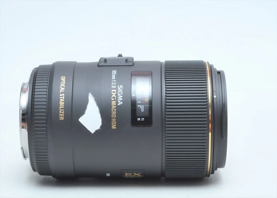 Sigma 105mm f/2.8 EX DG OS HSM Macro Lens for Canon EF *REPAIR/PARTS* AS IS - Image 1 of 4