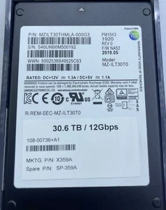 Samsung PM1643 30.6TB SSD NETAPP 2.5" 12Gb/s MZ-ILT30T0 MZILT30THMLA-000G3 - Picture 1 of 2