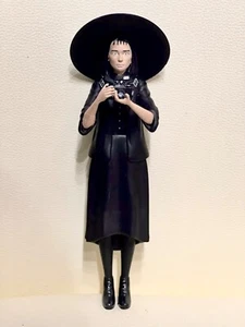 lydia deetz 7" figure Winona Ryder Beetlejuice - Picture 1 of 4