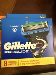 NEW GILLETTE Fusion 5 PROGLIDE  REFILL RAZOR BLADES 8 Cartridges - Picture 1 of 2