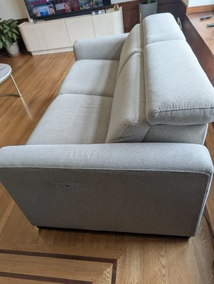 ЗАПАДНЫЙ ВЯЗ, 2 СИДЕНЬЯ ПИТАНИЕ ОТКИДЫВАЮЩИЙСЯ ДИВАН - $1000 (внутренний закат / UCSF) - Изображение 1 из 4