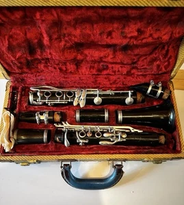 VTG Vito-Reso-Tone 3 Made in USA Clarinet with Bundy Hard Case L@@K Extra Parts - Picture 1 of 8