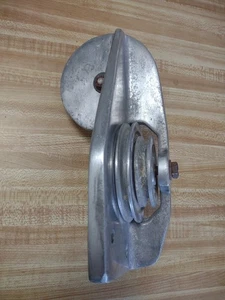 CLASSIC FRONT OUTSIDE V DRIVE CROSSOVER STEERING PULLEY Casale Hydro Flatbottom - Picture 1 of 5