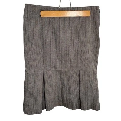 Falda para mujer To the Max talla 0 plisada dobladillo trompeta espiga negro blanco botón Foto 1 de 4