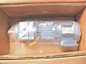 Sew Eurodrive Electric Motors and Gear Drives 850109068.11.11002 - DRS71S4 - NIB - Picture 1 of 6