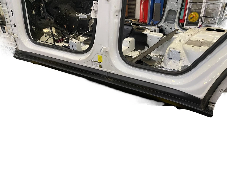 2019 PORSCHE CAYENNE 9Y0 OEM LEFT ROCKER PANEL *STRUCTURE CUT* Foto 1 de 4