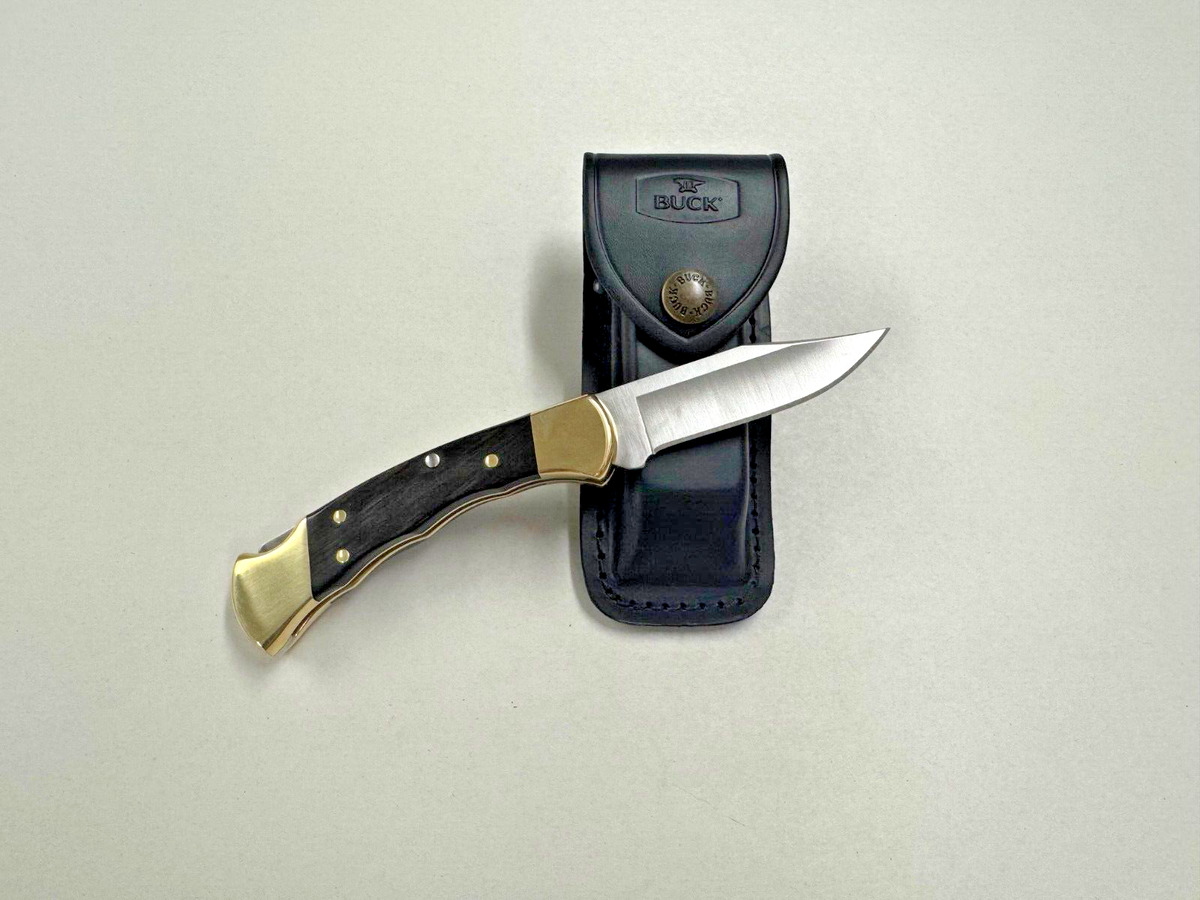 Buck Clip Point Collectible Modern Factory Manufactured Buck Clip Point Collectible Modern Factory Manufactured