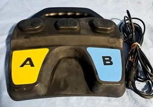 Stryker Crossfire Integrated Resection and Energy System Footswitch.  TESTED! - Picture 1 of 2