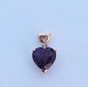 Damen Herz Amethyst Edelstein Anhänger mit echtem Diamanten - 10k Gelbgold - Bild 1 von 3