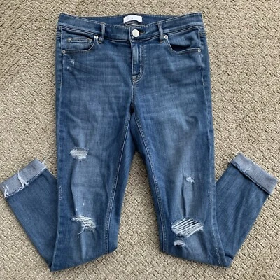 Pantalones de mezclilla Lou & Grey ajustados desgastados borde crudo dobladillo escalonado, talla 27 Foto 1 de 4