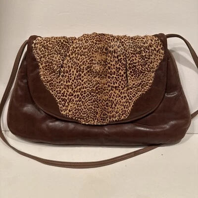 Bolso de hombro grande de cuero con estampado animal rosa Aronin vintage Foto 1 de 4