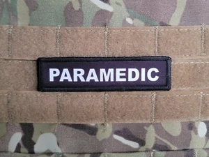 Sanitäter schwarz und weiß 1x4 EMT EMS Haken Schleife Patch - Bild 1 von 1