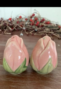 Vintage Franciscan Desert Rose rose bud salt and pepper shakers - Picture 1 of 4