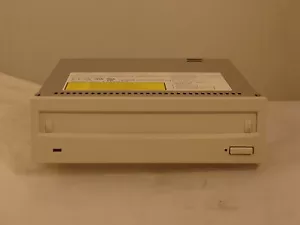 Unidad de MO SCSI interna Plasmon MOD910i 9,1 GB MOD910 - Imagen 1 de 8
