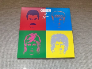 Queen Hot Space 2015 Blue vinyl 12” album mint condition virgin uk - Bild 1 von 3