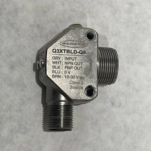 Sensor de contraste láser Banner Q3XTBLD-Q8 - Imagen 1 de 4