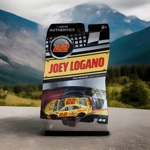 NASCAR AUTHENTICS ๐.. JOEY LOGANO.. 2024 WAVE 09.. PENNZOIL CAR #22 - Foto 1 di 4